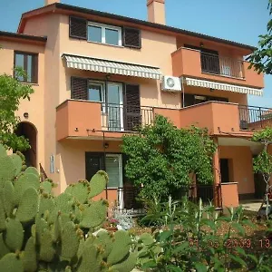 Roza Appartamento Cres